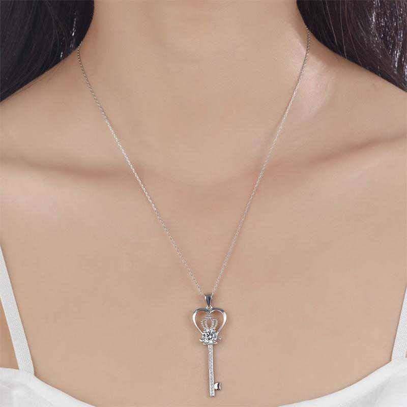 Queen's Key to her Heart Solid 925 Sterling Silver Necklace - The Sparkle Place