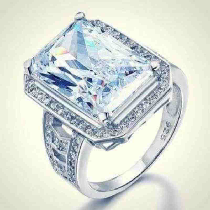 Majestic Sensation Solid 925 Silver Ring - The Sparkle Place