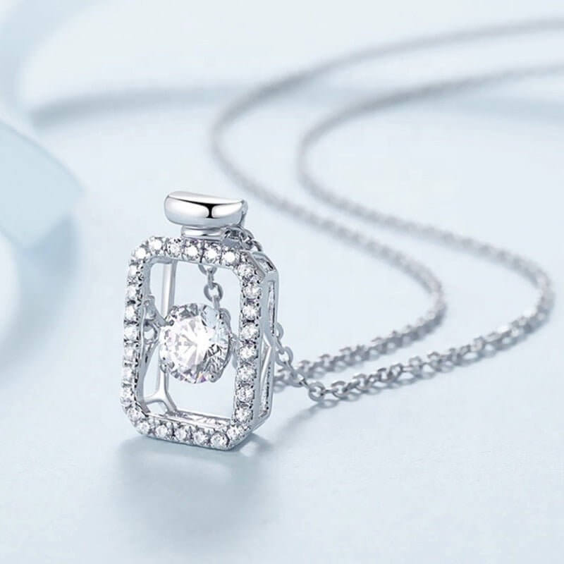 Moissanite Diamond Dancing Stone Unity Necklace - The Sparkle Place